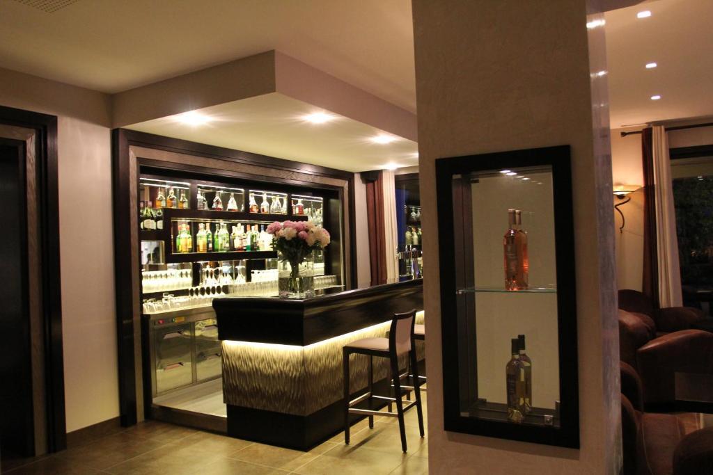Le Daya Hotel & Spa - Boutique Hotel Рокбрюн-сюр-Аржан Екстер'єр фото