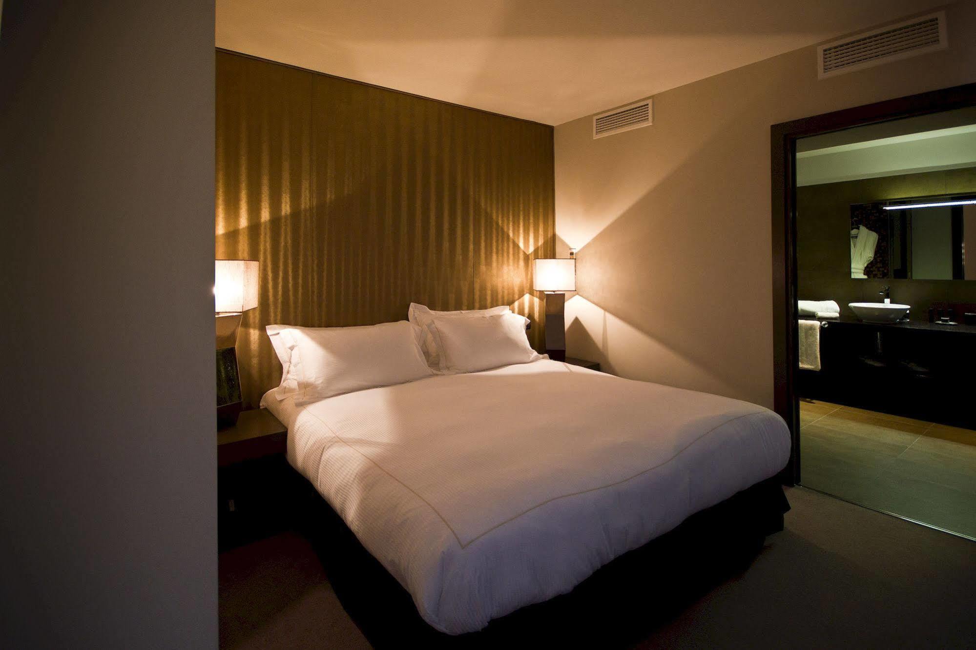 Le Daya Hotel & Spa - Boutique Hotel Рокбрюн-сюр-Аржан Екстер'єр фото
