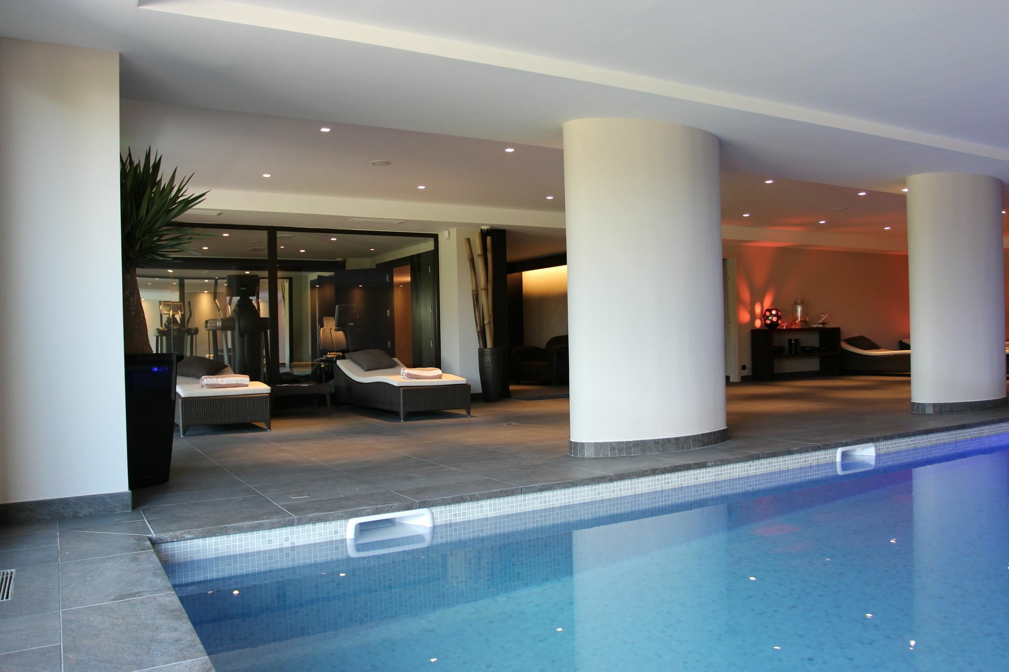 Le Daya Hotel & Spa - Boutique Hotel Рокбрюн-сюр-Аржан Екстер'єр фото